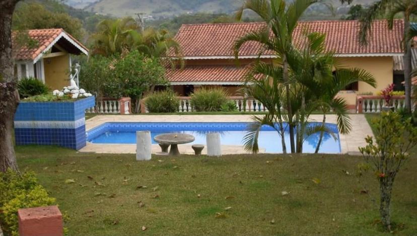 Chacara Das Violetas Atibaia Exterior photo